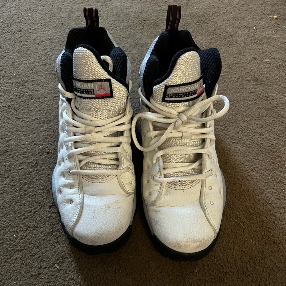 Jordan’s size 7.5